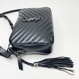 SAINT LAURENT LOU CAMERA IN BLK CHEVRON LEA & AGED SHW