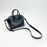 GIVENCHY MINI ANTIGONA IN BLK SMOOTH LEATHER