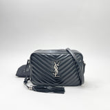 SAINT LAURENT LOU CAMERA IN BLK CHEVRON LEA & AGED SHW