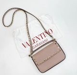 VALENTINO ROCKSTUD POUDRE PEBBLED LEATHER TOP HANDLE MINI CROSSBODY