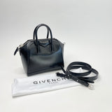 GIVENCHY MINI ANTIGONA IN BLK SMOOTH LEATHER