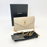 SAINT LAURENT CASSANDRE CHAIN WALLET/ CROSSBODY IN BEIGE GRAIN DE POUDRE LEA & GHW