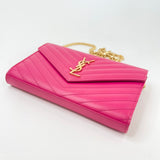 SAINT LAURENT CASSANDRE CHAIN WALLET/ CROSSBODY IN HOT PINK GRAIN DE POUDRE LEA & GHW