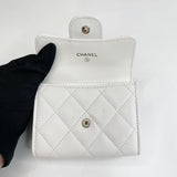 CHANEL WHITE CAVIAR LEATHER CLASSIC COMPACT WALLET W LIGHT GHW