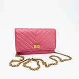 CHANEL REISSUE WOC IN PINK LAMB CRINKLE LEA & BRUSHED GHW
