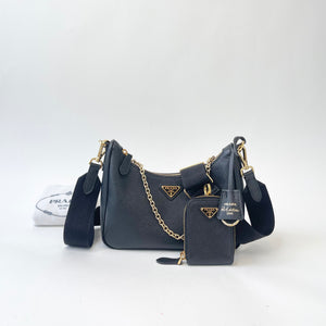 PRADA RE EDITION 2005 CROSSBODY IN BLK SAFFIANO LEA & GHW