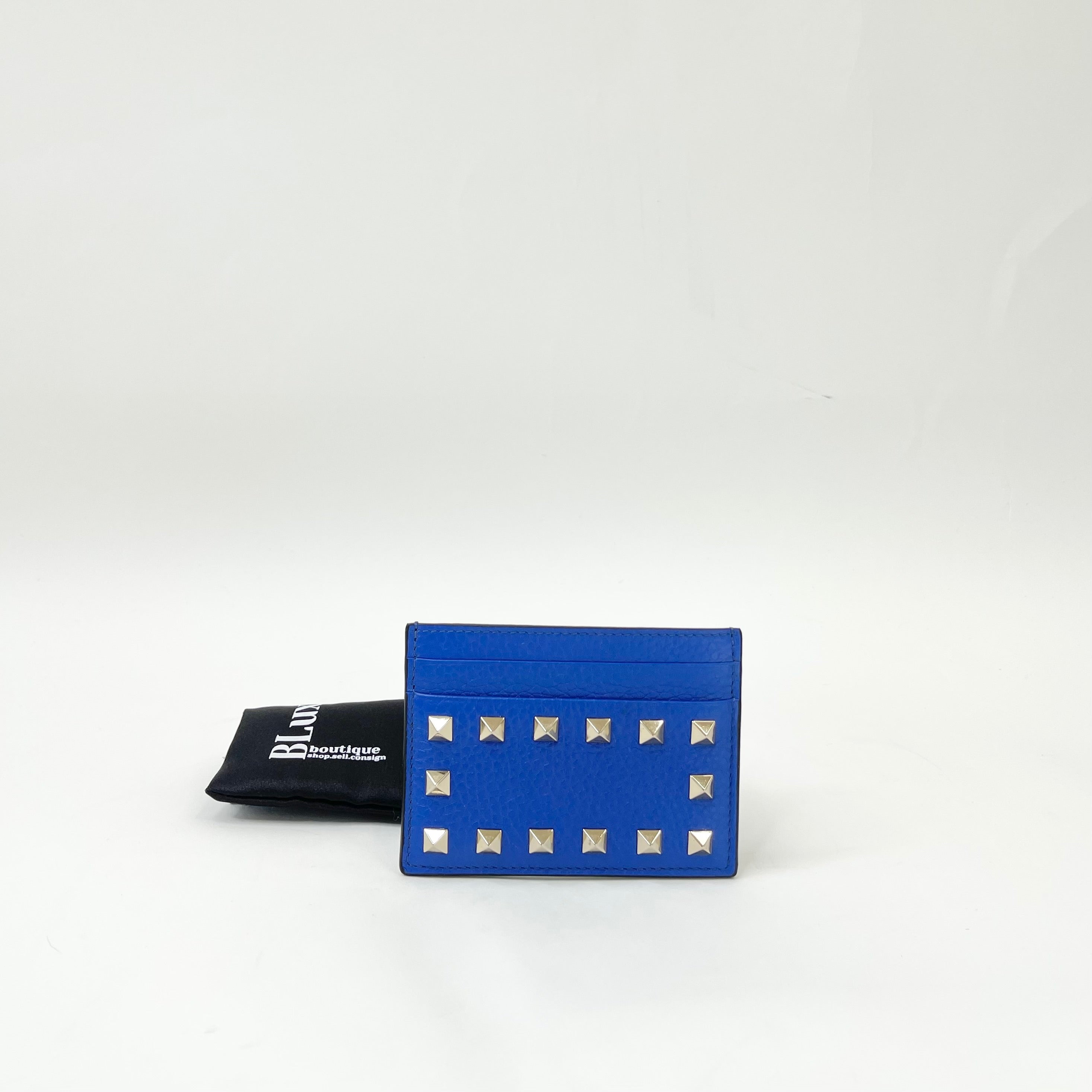 【VALENTINO】Rockstud Card Holder/追跡+関税+全国送料込み VALENTINO ROCKSTUD CARD HOLDER IN BLUE LEA & GHW – BLuxe