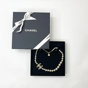 CHANEL 100 ANNIVERSARY PEARL & PALE GOLD CHOKER NECKLACE