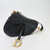 CHRISTIAN DIOR MEDIUM BLK PEBBLED LEA SADDLE W STRAP