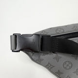 LOUIS VUITTON DISCOVERY BUMBAG IN MONO SHADOW GREY LEA