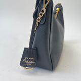 PRADA RE EDITION 2005 CROSSBODY IN BLK SAFFIANO LEA & GHW
