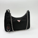 PRADA RE EDITION 2005 CROSSBODY IN BLK NYLON & RED HW