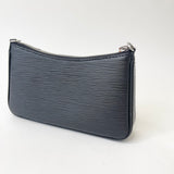 LOUIS VUITTON EASY POUCH ON STRAP CROSSBODY IN BLK EPI LEA W SHW