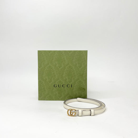 GUCCI WHT/ CRM PATENT LEA MARMONT THIN BELT
