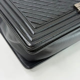 CHANEL LARGE BLK CHEVRON LMSKN LEATHER W RUTHENIUM HW BOY