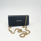 BALENCIAGA EVERYDAY CONTINENTAL BLK LEA WALLET ON CHAIN/ CROSSBODY