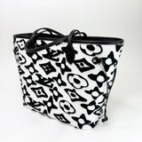 LIMITED EDITION LOUIS VUITTON x URS FISHCER TUFTED BLK VELVET MONO NEVERFULL MM