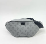 LOUIS VUITTON DISCOVERY BUMBAG IN SHADOW GRIS EMBOSSED LEA