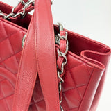 CHANEL GST IN RED CAVIAR LEA & SHW - BLuxe Boutique
