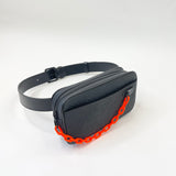LOUIS VUITTON VOLGA POCHETTE/ BELTBAG IN BLK TAURILLON LEA