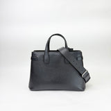 BURBERRY MEDIUM BANNER TOTE IN BLK PEBBLED LEA