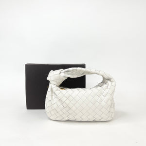 BOTTEGA VENETA MINI JODIE IN WHT INTRECCIATO LEA