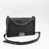 CHANEL LARGE BLK CHEVRON LMSKN LEATHER W RUTHENIUM HW BOY