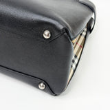 BURBERRY MEDIUM BANNER TOTE IN BLK PEBBLED LEA
