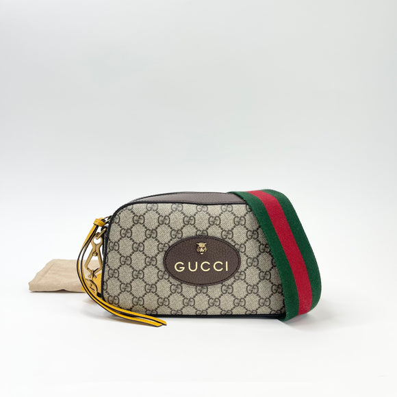 GUCCI NEO SUPREME MESSENGER CROSSBODY BAG