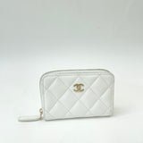 CHANEL CLASSIC ZIP COIN/ CARD CASE IN WHT CAV LEA & GHW