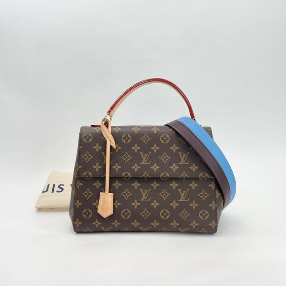 LOUIS VUITTON MONOGRAM CLUNY MM