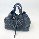 CHRISTIAN DIOR TOUJOURS BAG IN BLK MACROCANNAGE CALFSKIN LEA & LIGHT GHW + ZIP POUCH