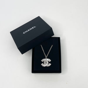 CHANEL CRYSTAL CC PENDANT NECKLACE