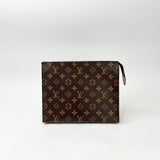 LOUIS VUITTON MONOGRAM TOILETRY 26