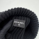 CHANEL BLK CASHMERE BEANIE W SEQUIN LOGO