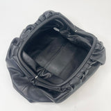 BOTTEGA VENETA THE POUCH IN BLK LMSKN LEA