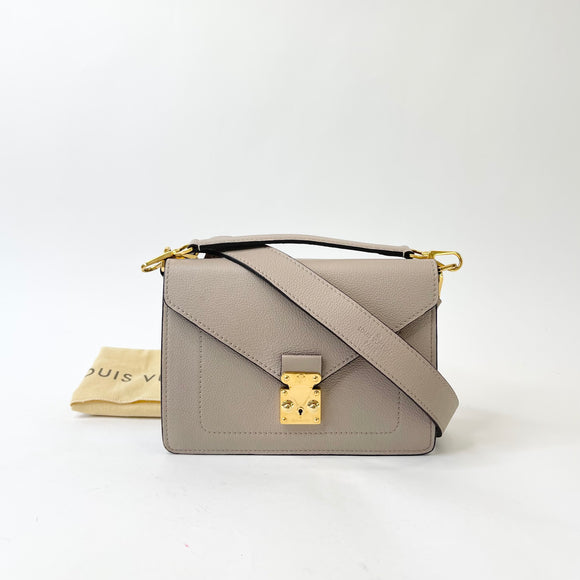 LOUIS VUITTON BIFACE GALET CROSSBODY/ TOP HANDLE BAG IN SAND TAURILLON LEA & GHW