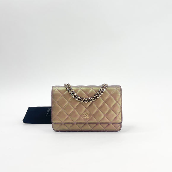 CHANEL CLASSIC WOC IN PURPLE/ GOLD IRRIDESCENT LAMBSKIN LEATHER  & GHW