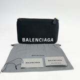 BALENCIAGA VILLE BLK LEA LOGO ZIP POUCH / CLUTCH