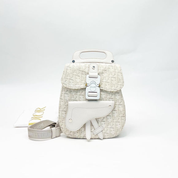 dior mini saddle backpack white DIOR HOMME LIGHT GREY OLBIQUE JACQARD SADDLE BACKPACK – BLuxe Boutique