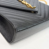 SAINT LAURENT ENVELOPE IN BLK CHEVRON GRAIN DE POUDRE EMBOSSED LEA & GHW - BLuxe Boutique