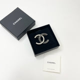 CHANEL BLK CRYSTAL BROOCH