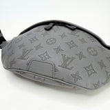 LOUIS VUITTON DISCOVERY BUMBAG IN MONO SHADOW GREY LEA