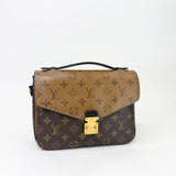 LOUIS VUITTON POCHETTE METIS IN REVERS MONO & GHW - BLuxe Boutique