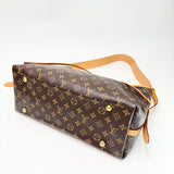 LOUIS VUITTON CARRYALL MM - BLuxe Boutique