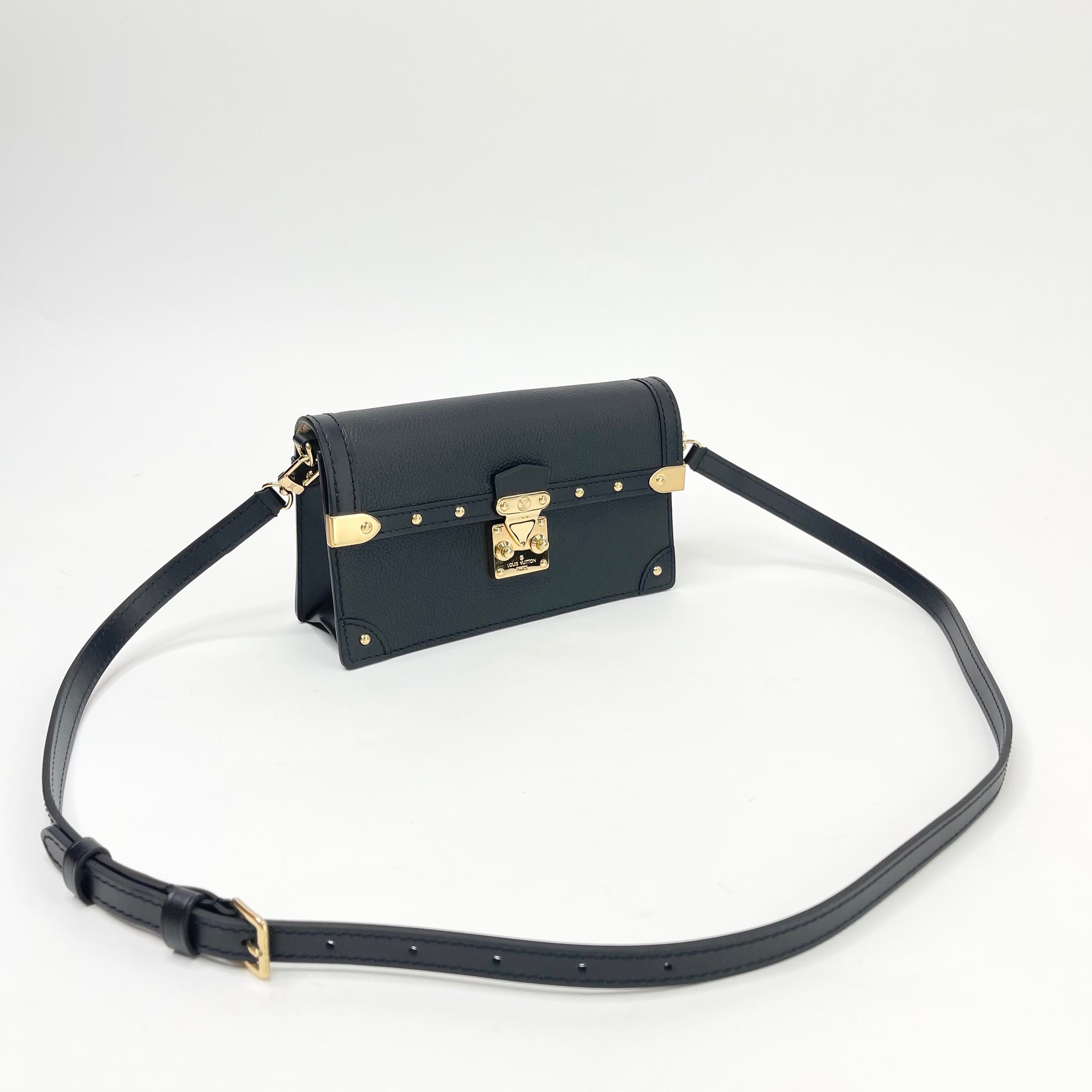 VUITTON バッグ LOUIS VUITTON TRUNK CHAIN WALLET MULTI WAY BAG IN BLK LEA & GHW
