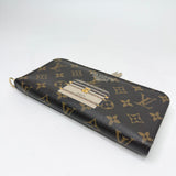 LIMITED EDITION LOUIS VUITTON MONOGRAM TRUNKS & LOCK INSOLITE WALLET