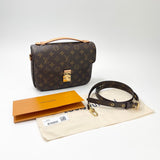 LOUIS VUITTON POCHETTE METIS MONOGRAM