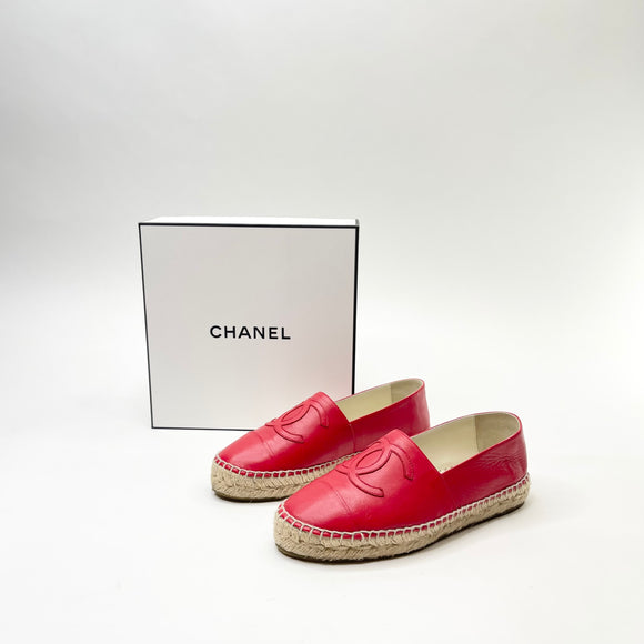 CHANEL RED LMBSKN ESPADRILLES sz 34