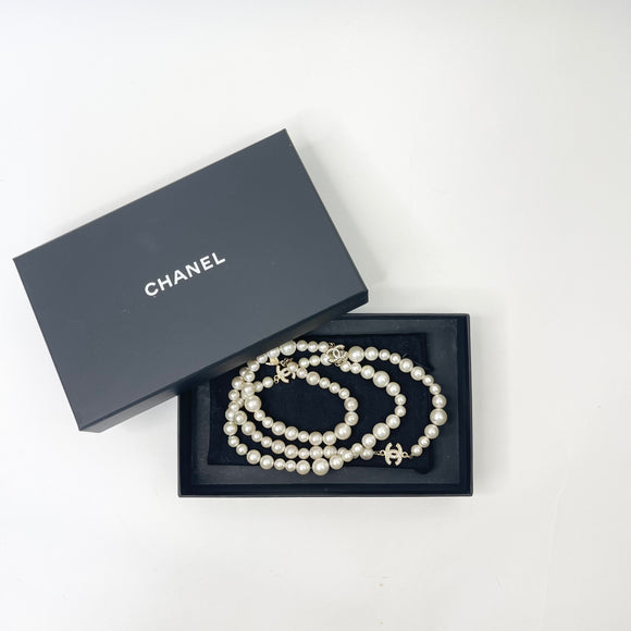 CHANEL CRYSTAL 3 CC FAUX PEARL NECKLACE